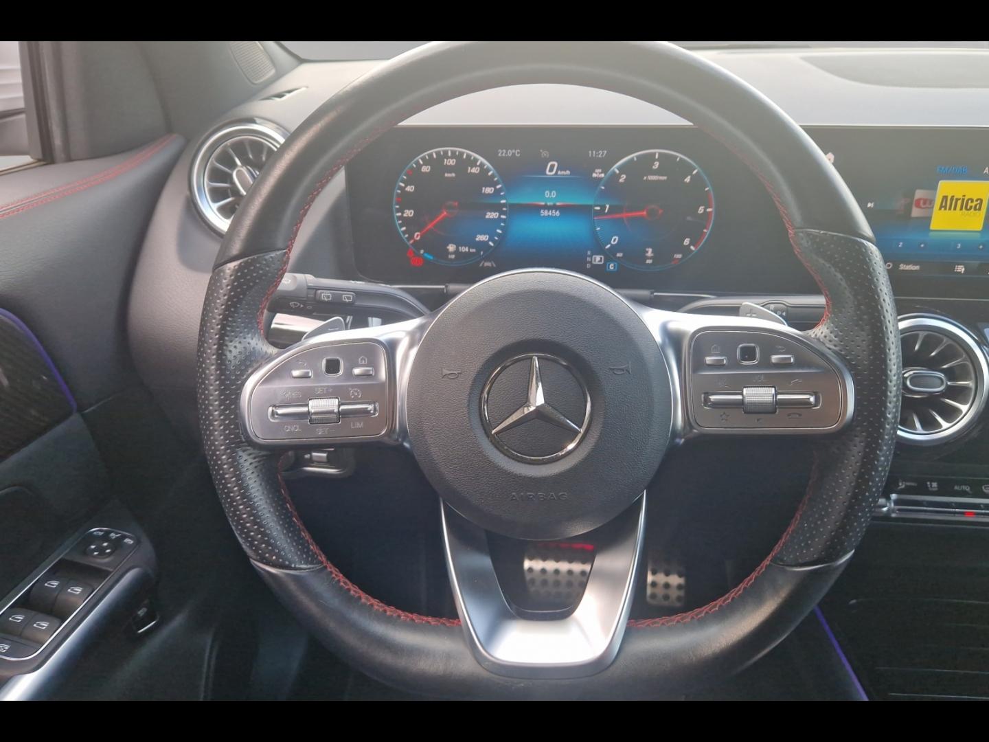 Image MERCEDES-BENZ GLA 200 d 150ch AMG Line 8G-DCT