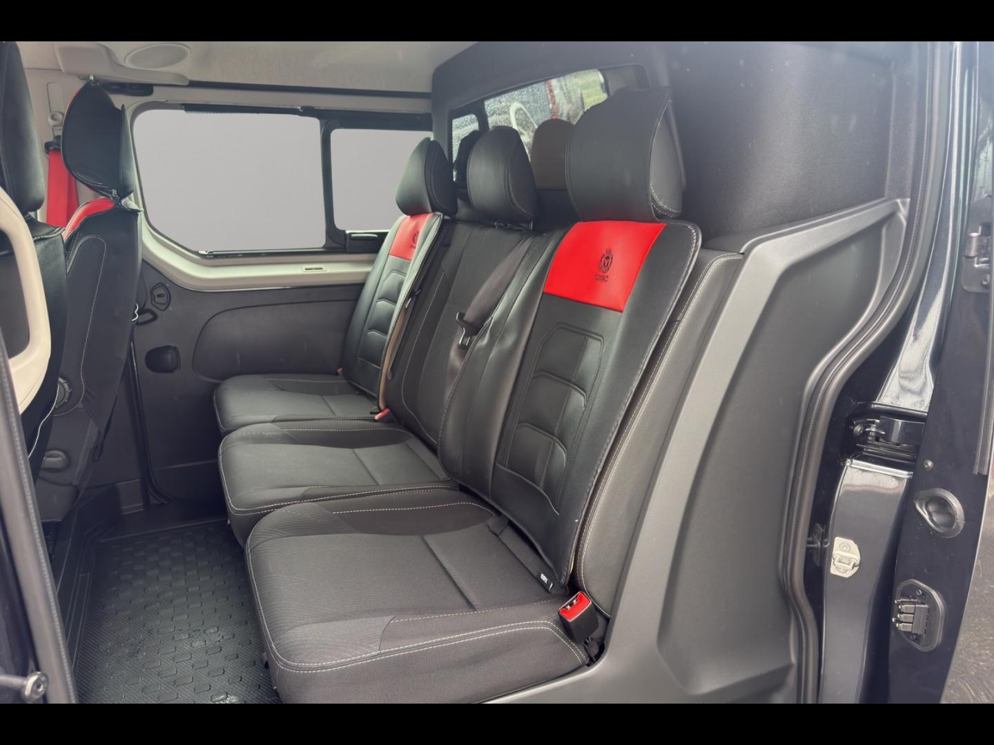 Image RENAULT Trafic Fg L2H1 3T 2.0 Blue dCi 150ch Cabine Approfondie RED EDITION EDC