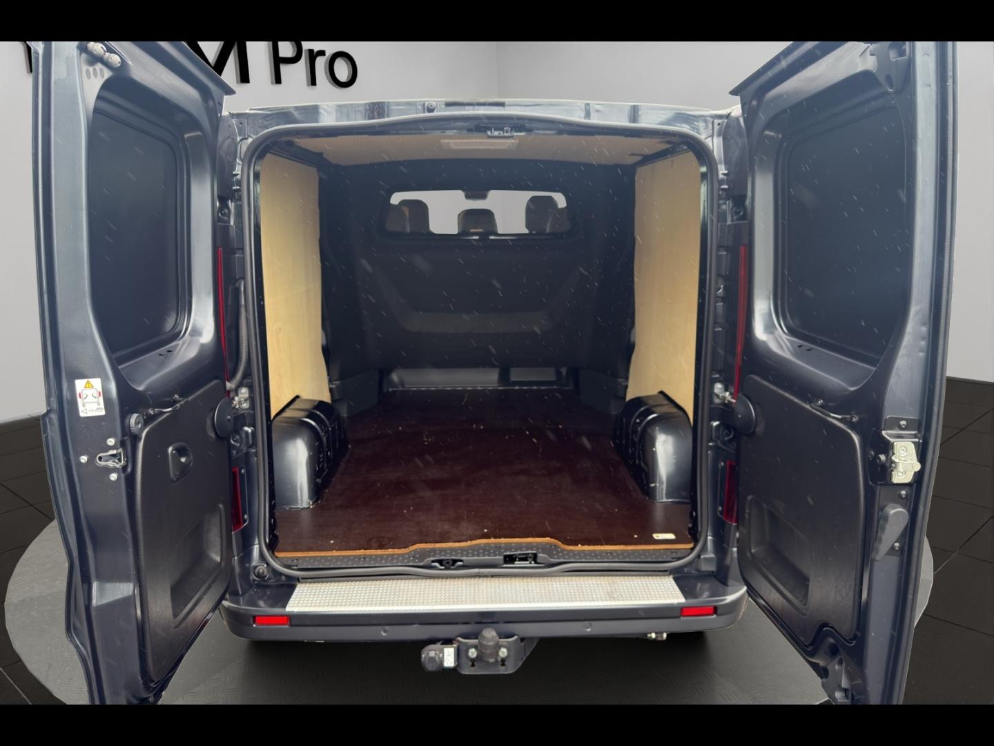 Image RENAULT Trafic Fg L2H1 3T 2.0 Blue dCi 150ch Cabine Approfondie RED EDITION EDC