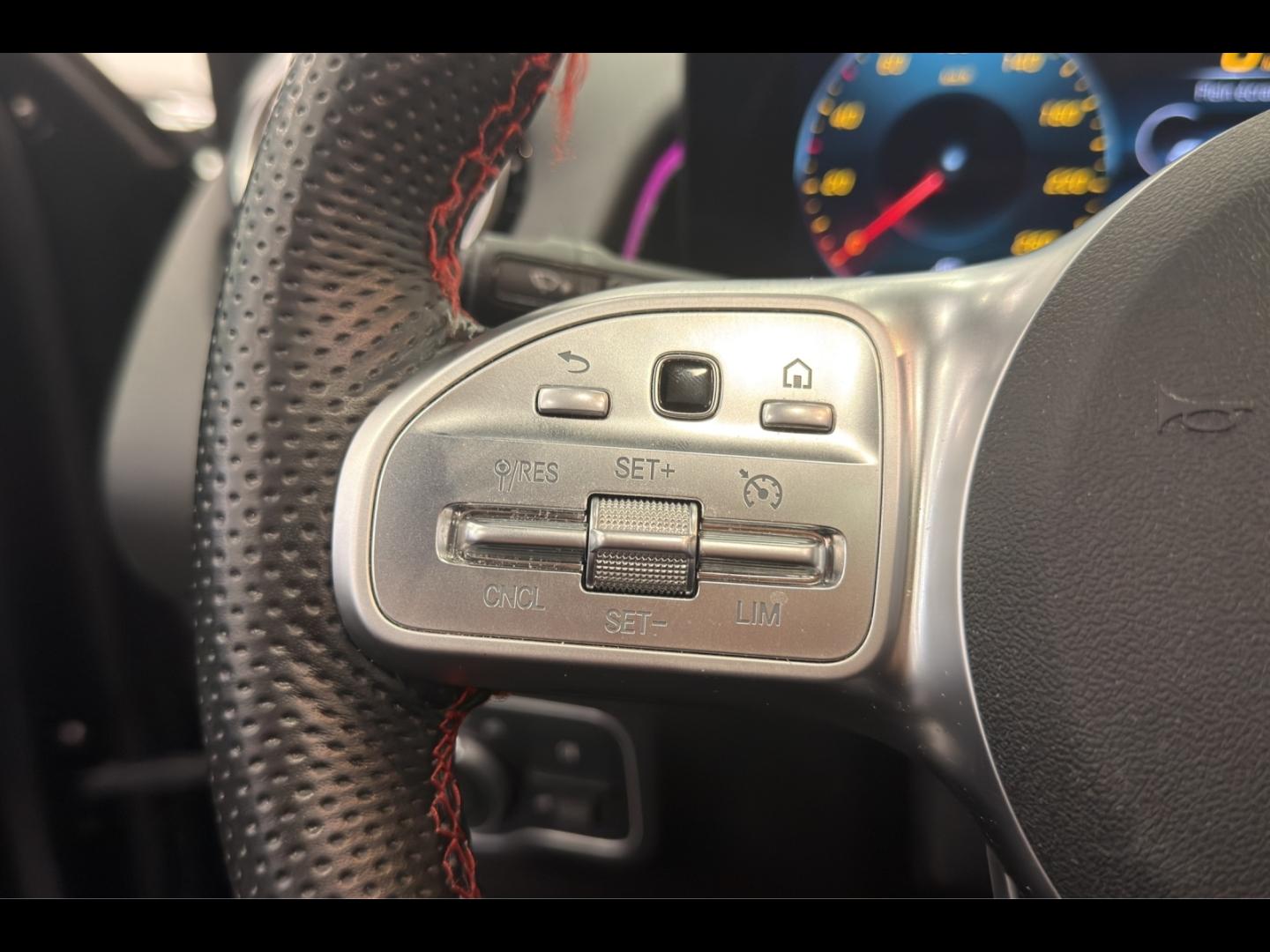 Image MERCEDES-BENZ GLB 200d 150ch AMG Line 8G DCT