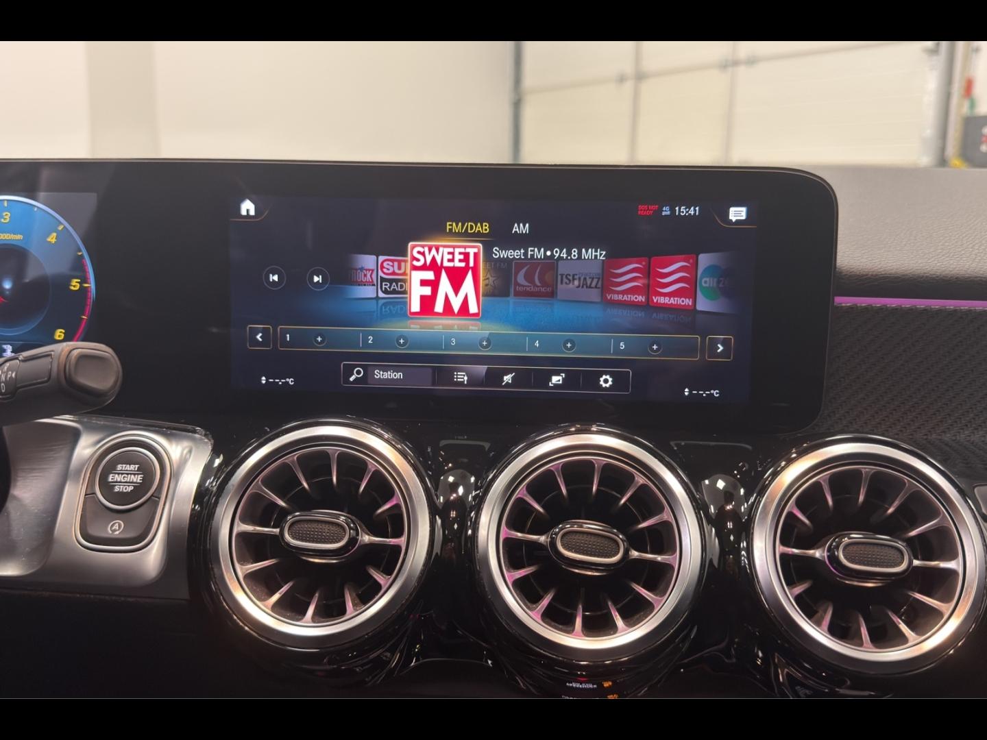 Image MERCEDES-BENZ GLB 200d 150ch AMG Line 8G DCT