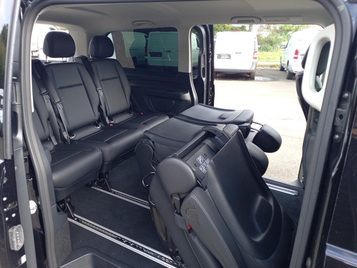 Image MERCEDES-BENZ Vito Tourer 116 CDI Long Select 9 Places
