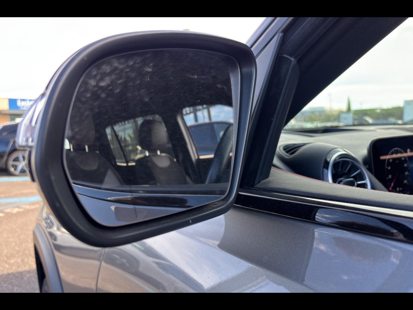Image MERCEDES-BENZ GLB 200 d 150ch AMG Line 8G-DCT