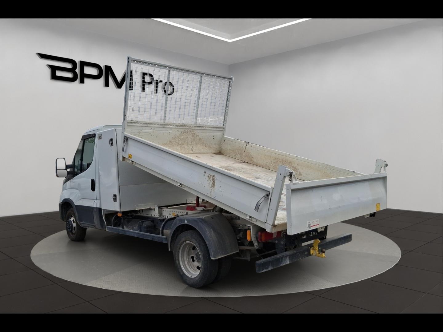 Image IVECO Daily CCb 35C16H empattement 3750 3.0 Tor Benne 2.90 et coffre