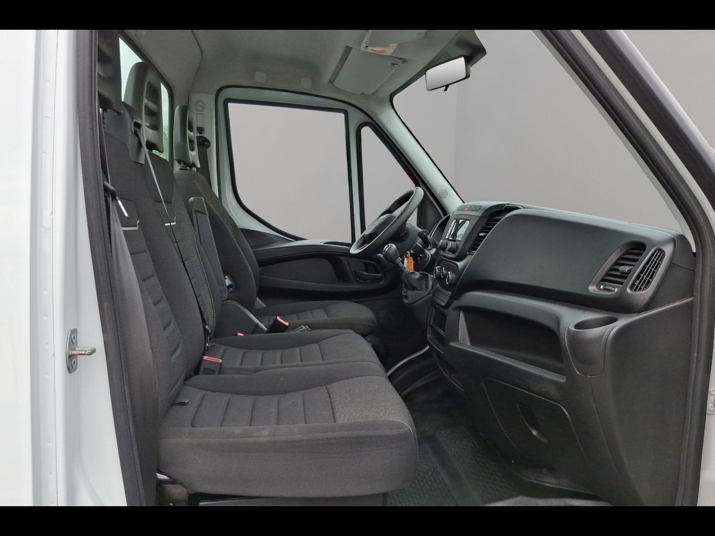 Image IVECO Daily CCb 35C16H empattement 3450 3.0 Tor Benne 3.30 sans coffre