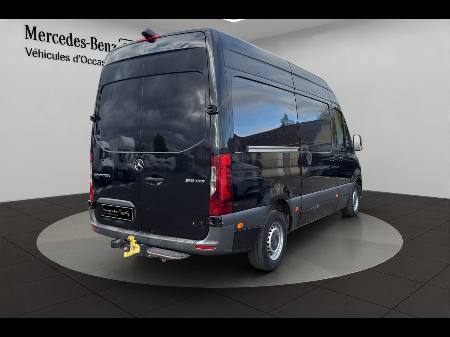 Image MERCEDES-BENZ Sprinter Fg 319 CDI 37 3T5 Pro V6 Propulsion Lourd 7G-Tronic Plus