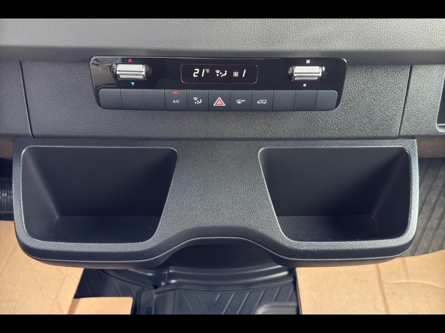 Image MERCEDES-BENZ Sprinter Fg 319 CDI 37 3T5 Pro V6 Propulsion Lourd 7G-Tronic Plus