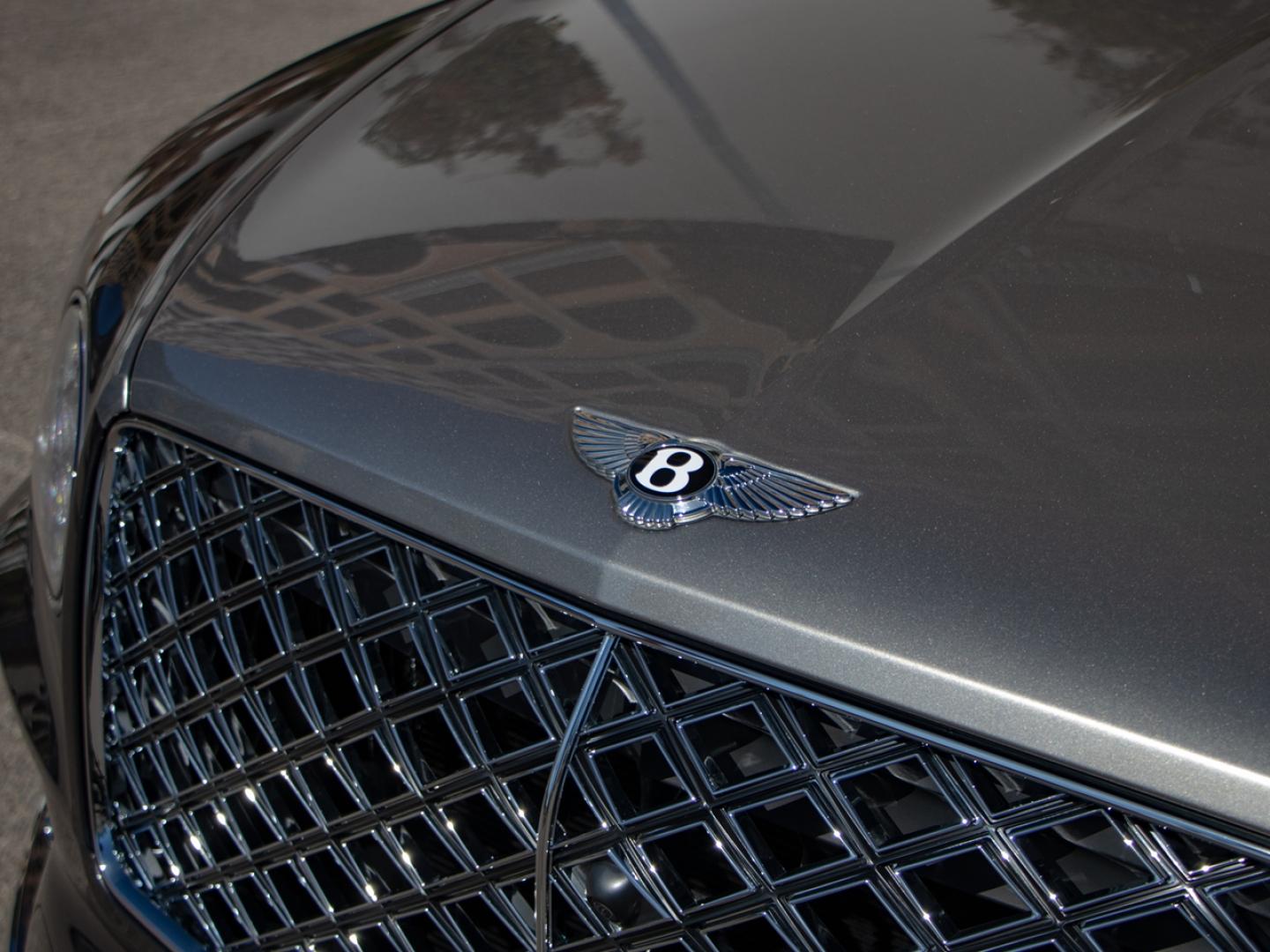 Image BENTLEY BENTAYGA EWB Artenara V8 4.0 550ch