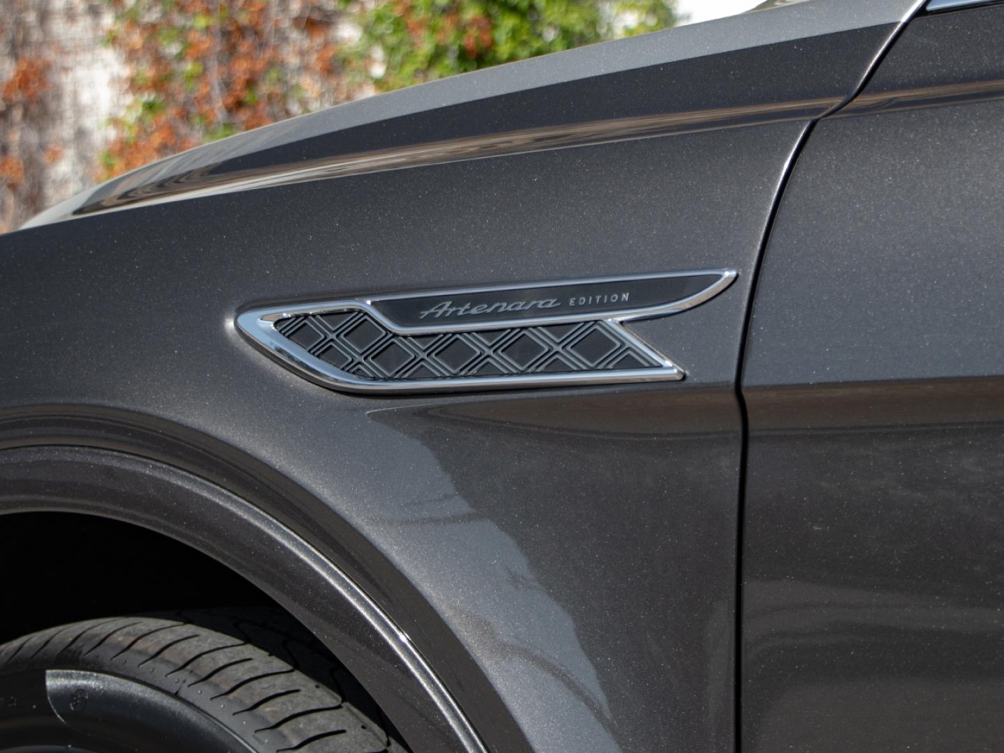 Image BENTLEY BENTAYGA EWB Artenara V8 4.0 550ch