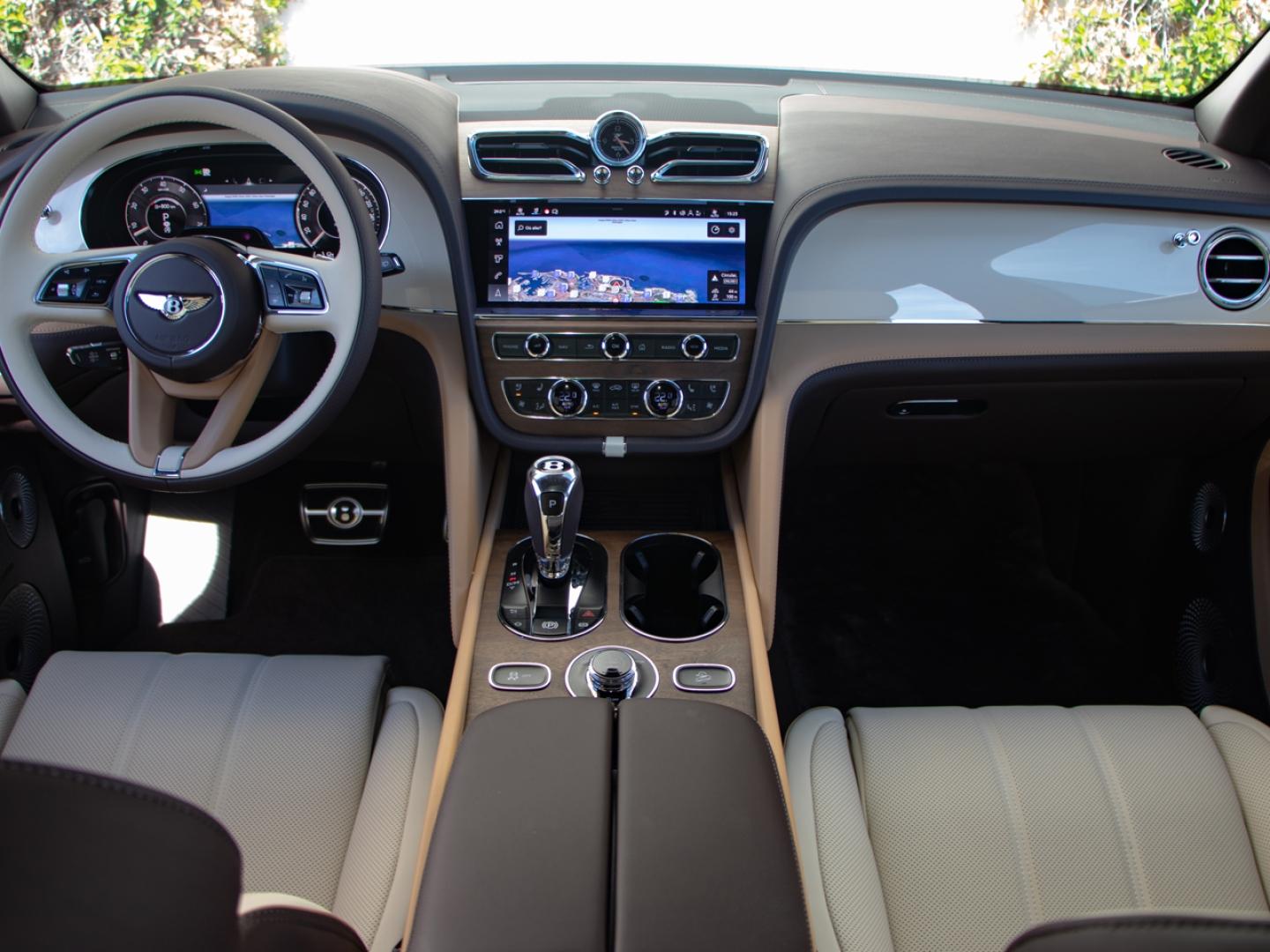 Image BENTLEY BENTAYGA EWB Artenara V8 4.0 550ch