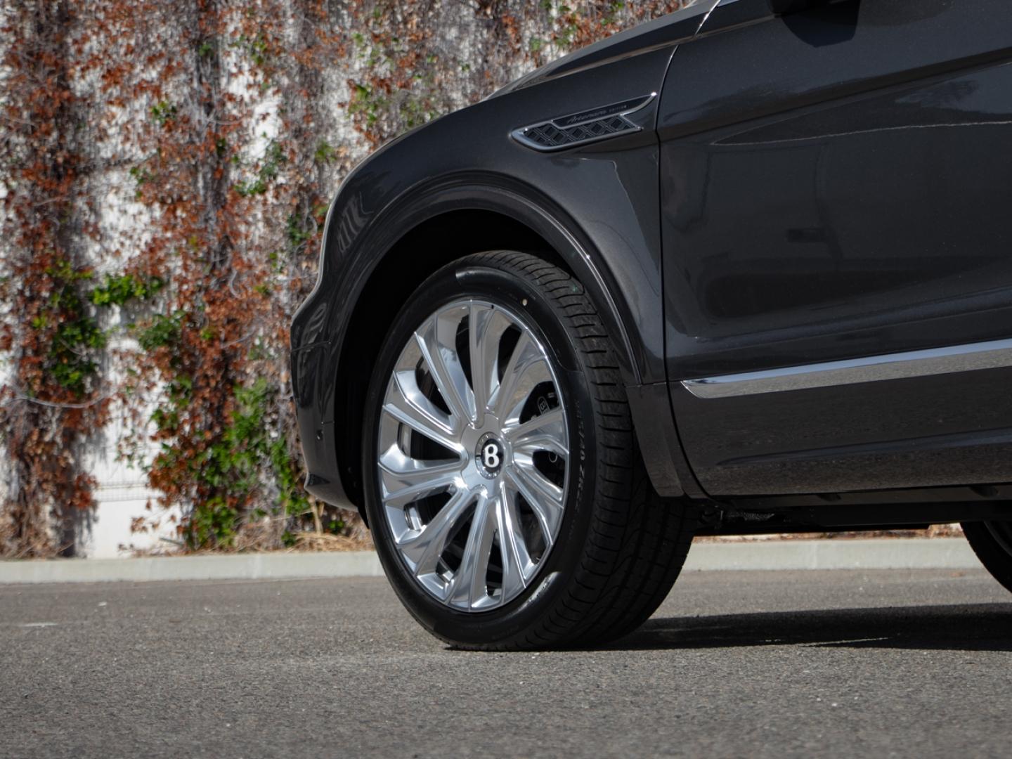Image BENTLEY BENTAYGA EWB Artenara V8 4.0 550ch