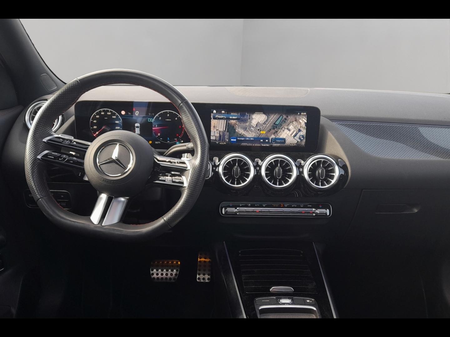 Image MERCEDES-BENZ GLA 200 d 150ch AMG Line 8G-DCT