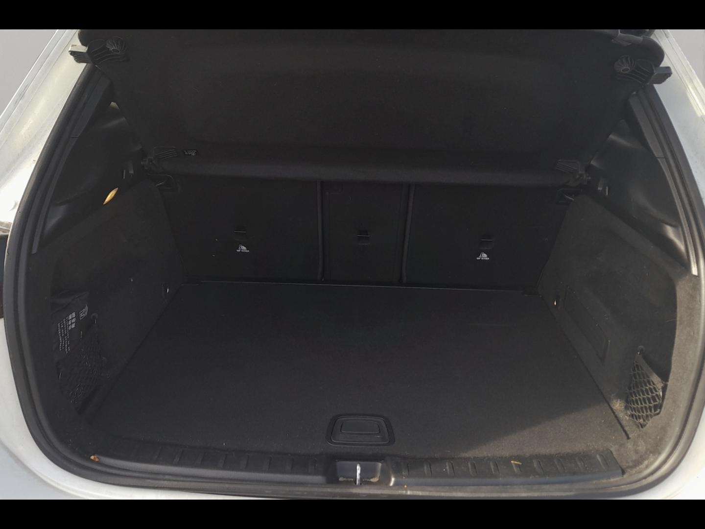 Image MERCEDES-BENZ GLA 200 d 150ch AMG Line 8G-DCT