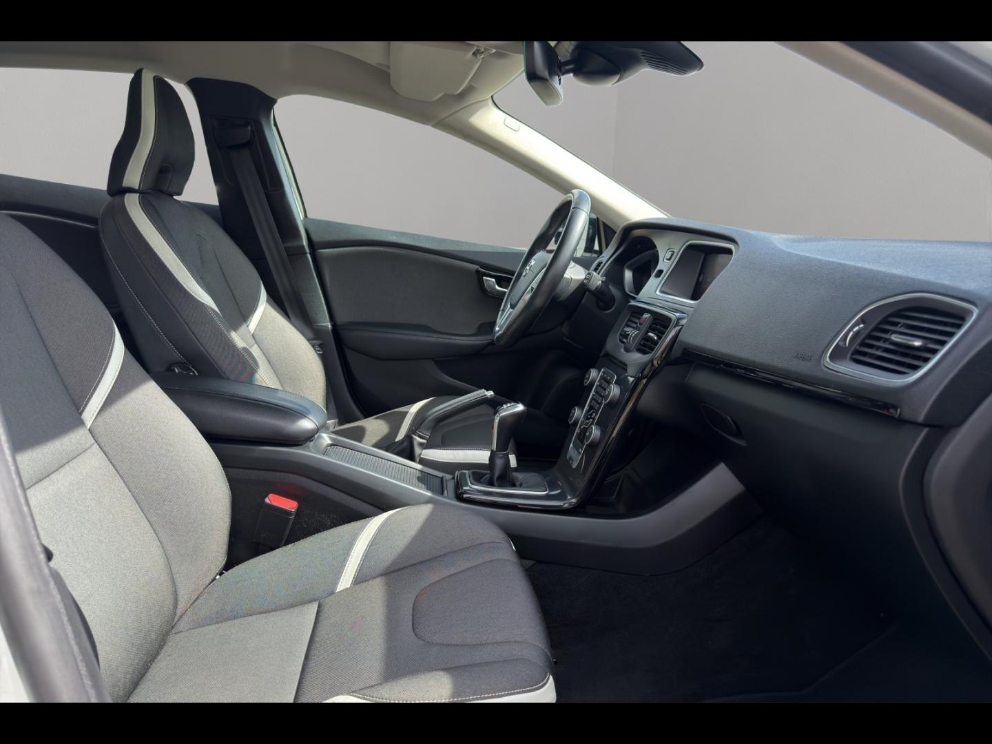 Image VOLVO V40 T2 122ch Edition