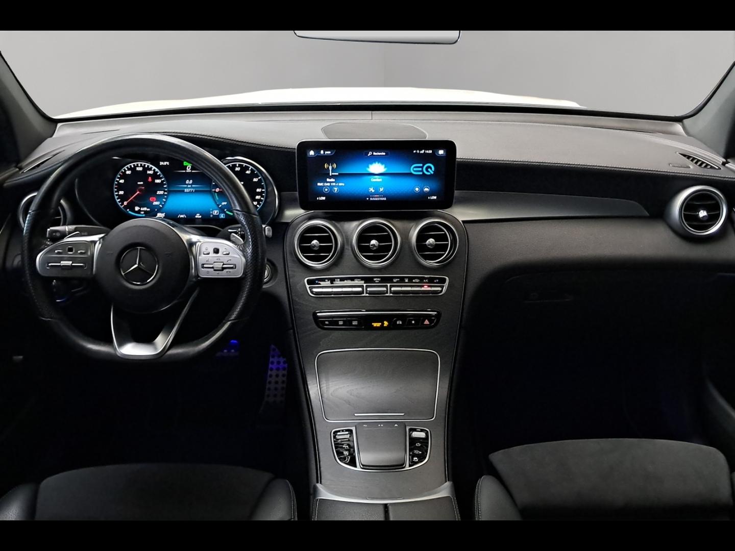 Image MERCEDES-BENZ GLC Coupé 300 de 194+122ch AMG Line 4Matic 9G-Tronic