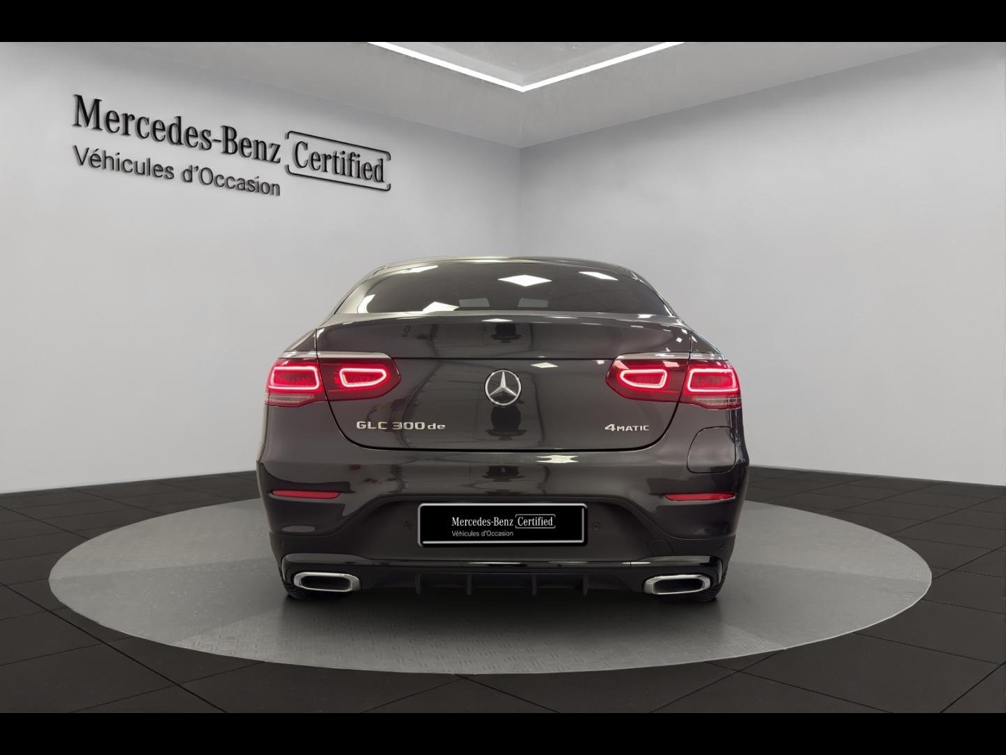 Image MERCEDES-BENZ GLC Coupé 300 de 194+122ch AMG Line 4Matic 9G-Tronic