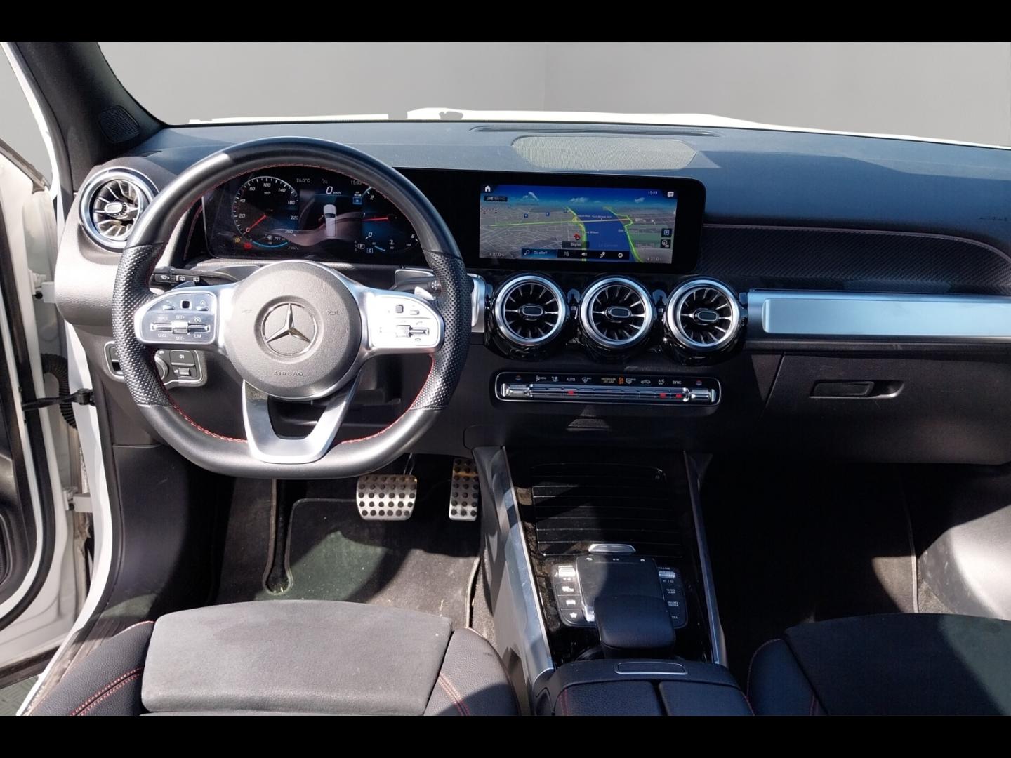 Image MERCEDES-BENZ GLB 200 d 150ch AMG Line 8G-DCT