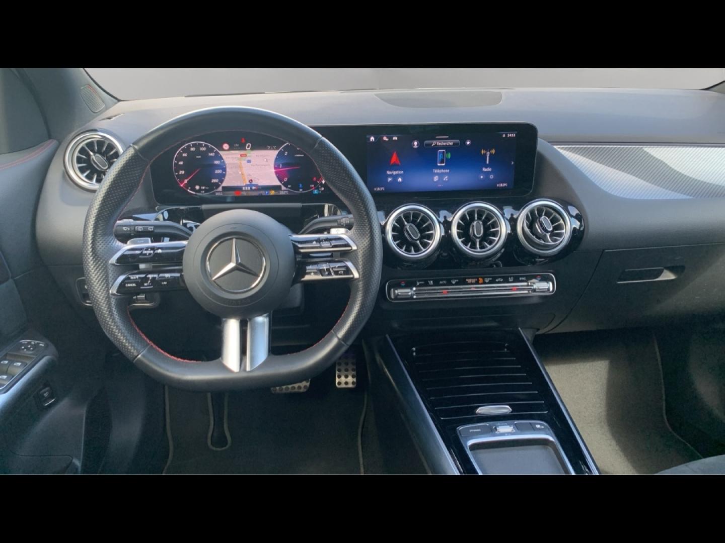 Image MERCEDES-BENZ GLA 200 d 150ch AMG Line 8G-DCT