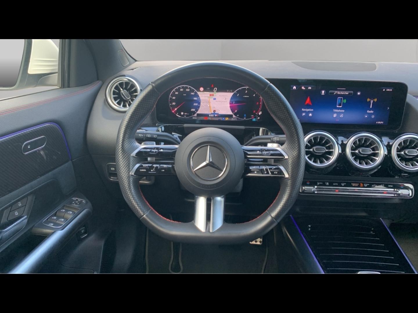 Image MERCEDES-BENZ GLA 200 d 150ch AMG Line 8G-DCT