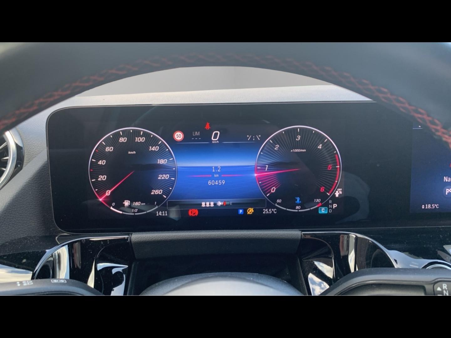 Image MERCEDES-BENZ GLA 200 d 150ch AMG Line 8G-DCT