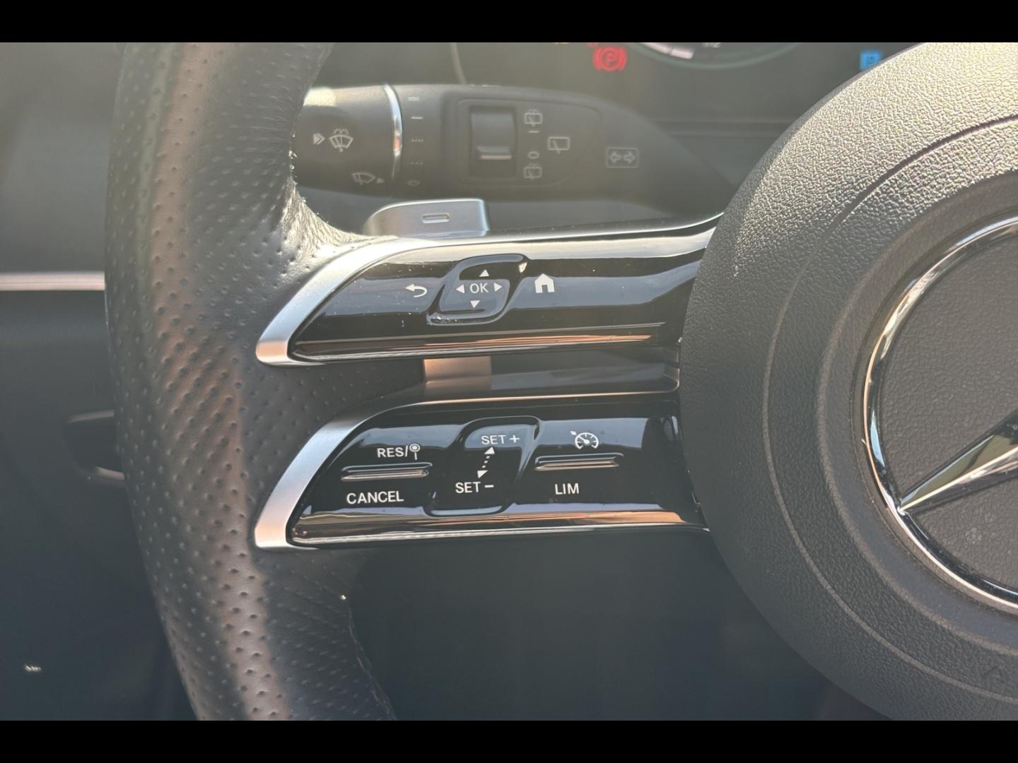 Image MERCEDES-BENZ Classe E Break 220 d 200+20ch AMG Line 9G-Tronic