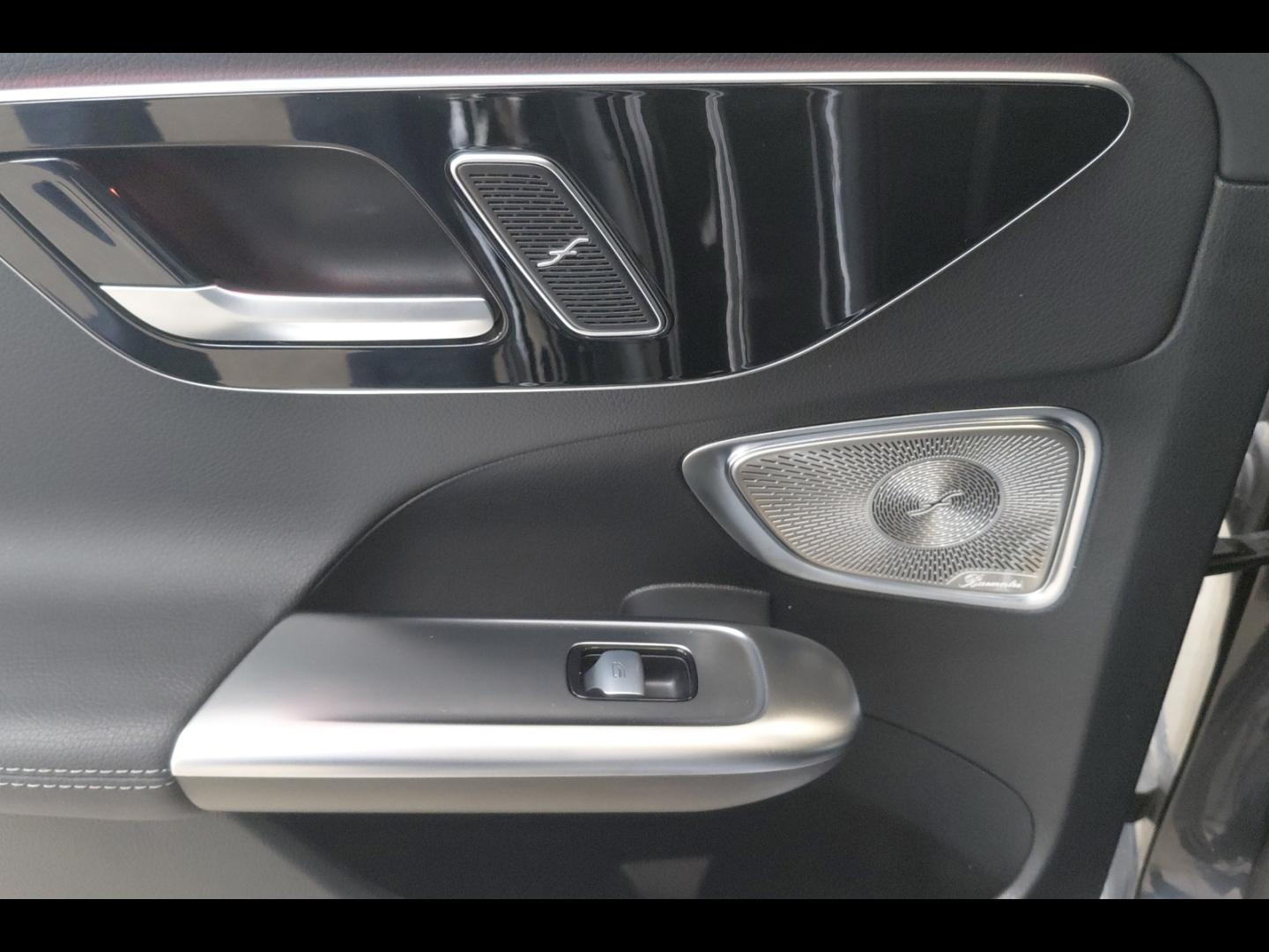 Image MERCEDES-BENZ Classe C 220 d 197ch AMG Line