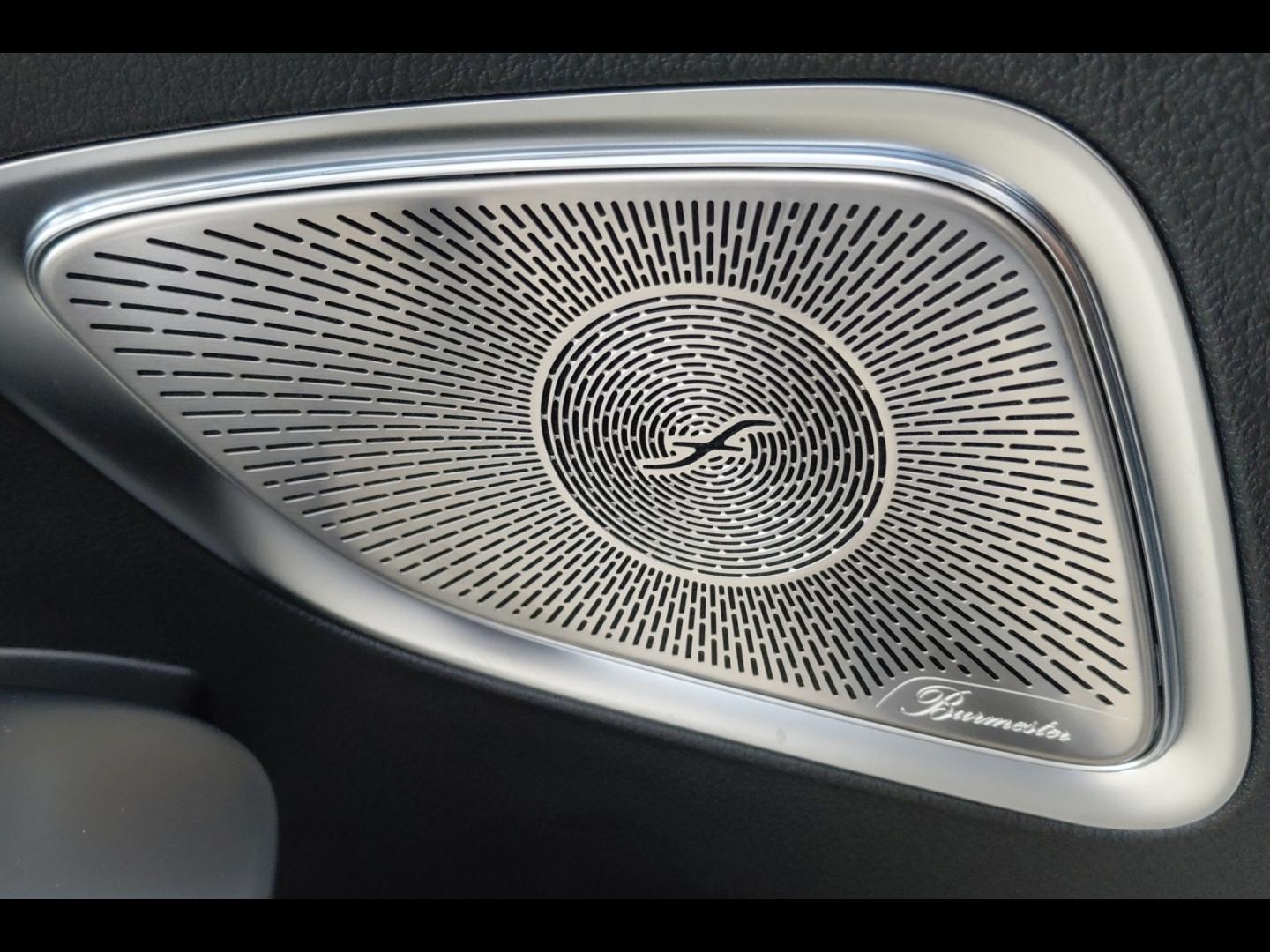 Image MERCEDES-BENZ Classe C 220 d 197ch AMG Line