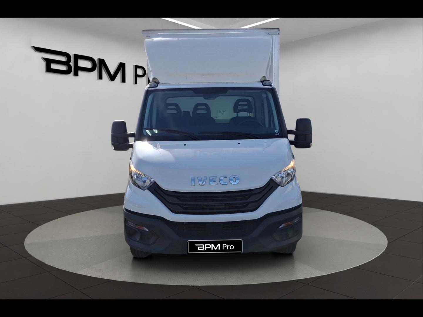 Image IVECO Daily CCb 35C16H empattement 4100 3.0L Caisse et Hayon