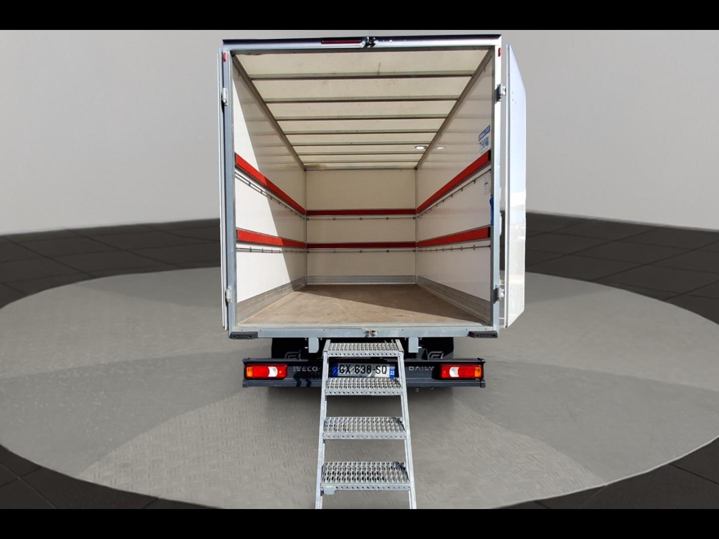 Image IVECO Daily CCb 35C16H empattement 4100 3.0L Caisse 2 portes arrières