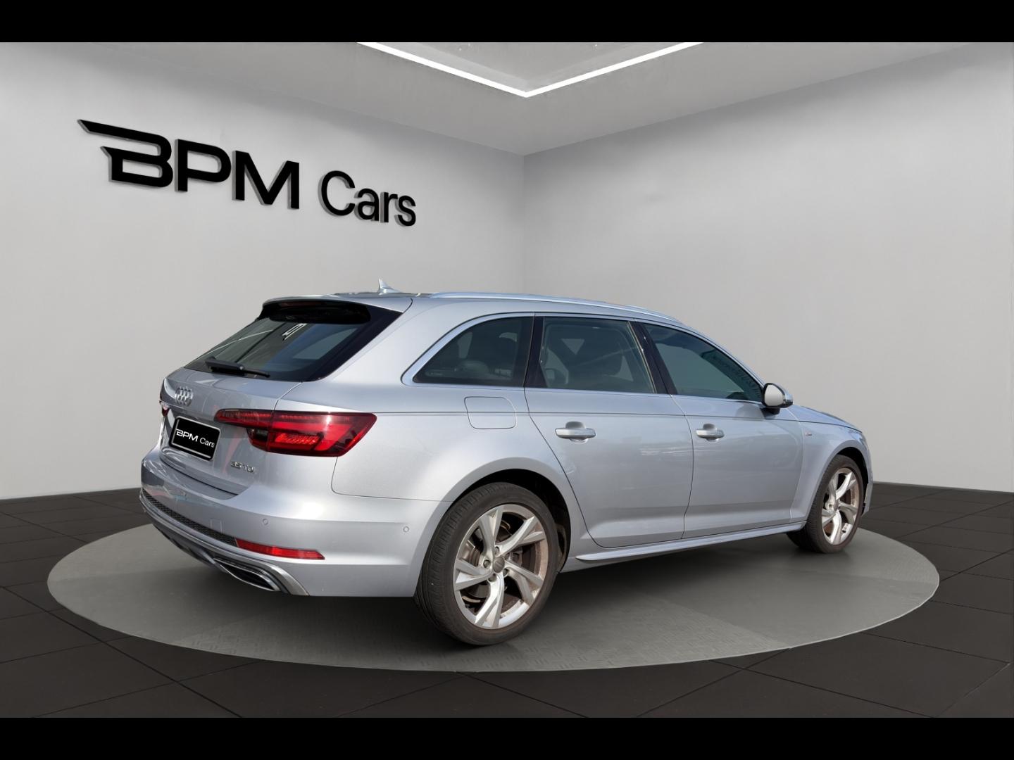 Image AUDI A4 Avant 2.0 TDI 150ch S line S tronic 7