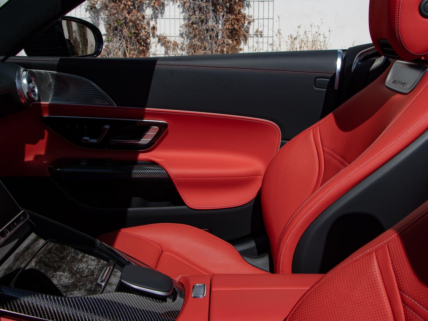 Image MERCEDES-BENZ Classe SL 63 AMG 585ch 4Matic+ 9G Speedshift MCT AMG