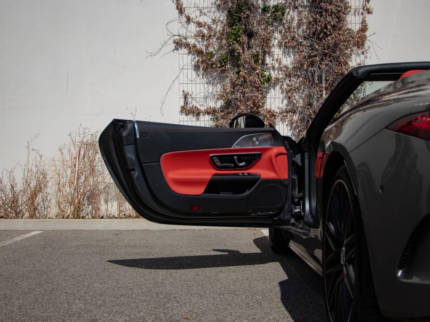 Image MERCEDES-BENZ Classe SL 63 AMG 585ch 4Matic+ 9G Speedshift MCT AMG