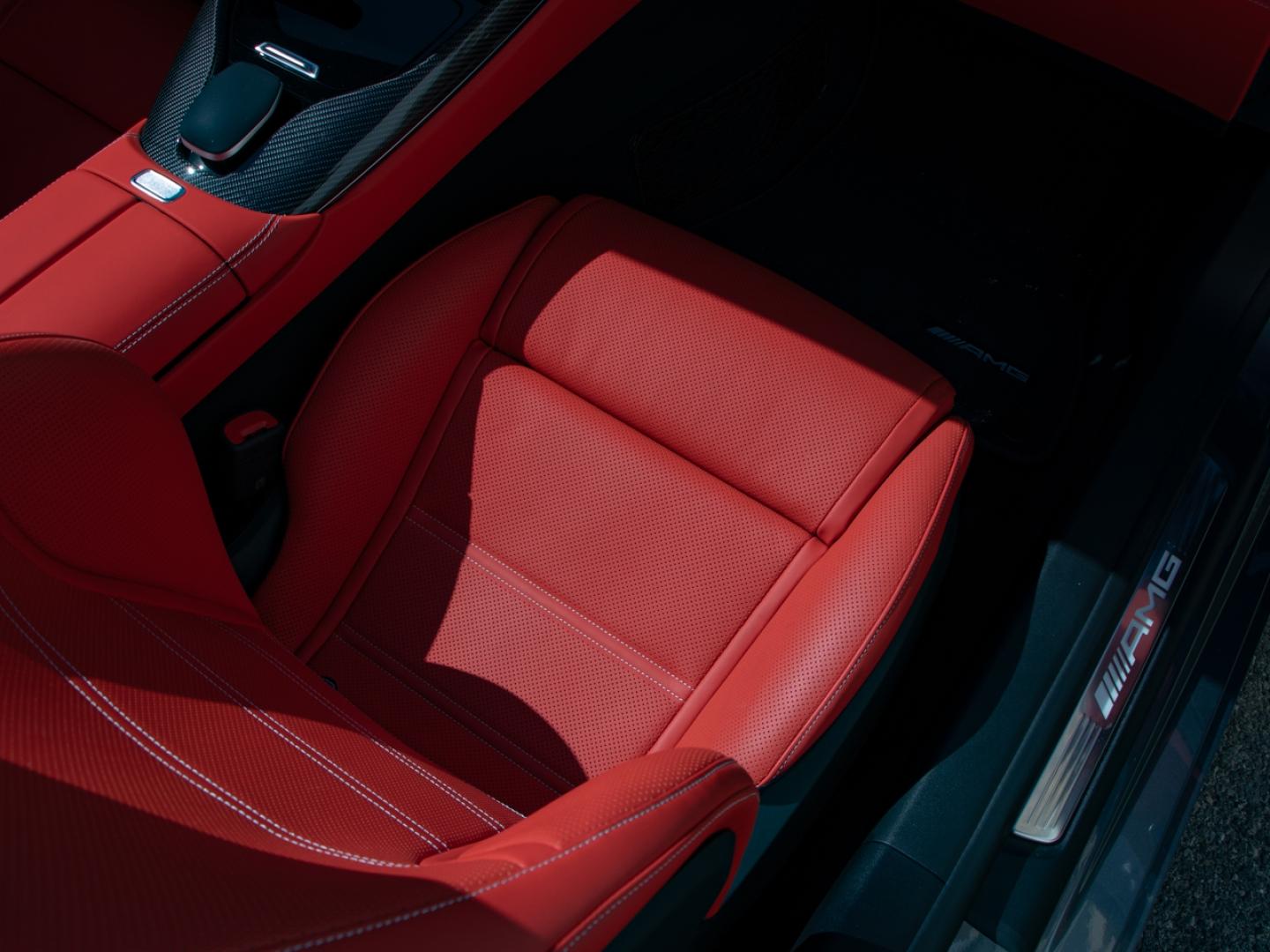Image MERCEDES-BENZ Classe SL 63 AMG 585ch 4Matic+ 9G Speedshift MCT AMG