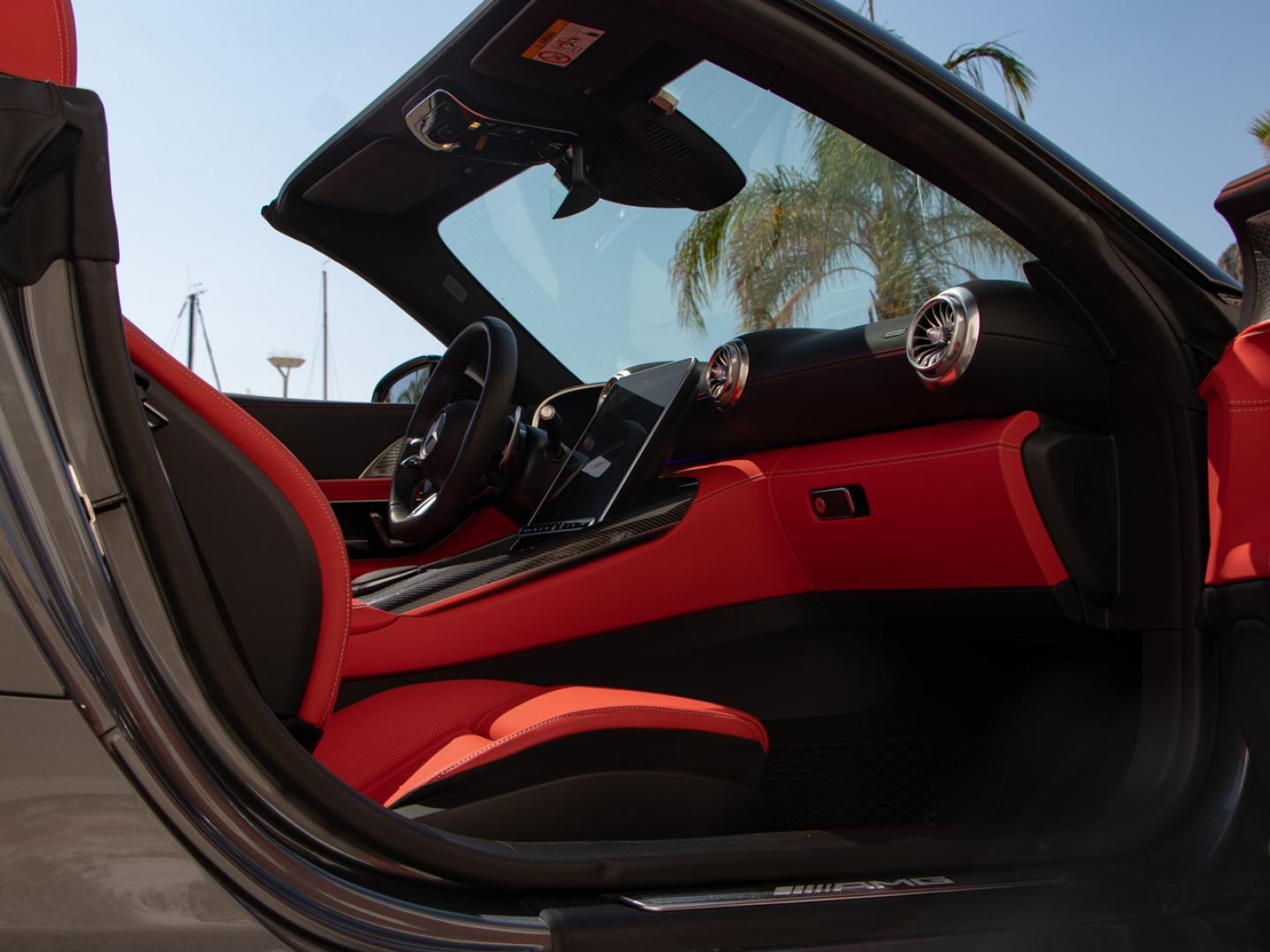 Image MERCEDES-BENZ Classe SL 63 AMG 585ch 4Matic+ 9G Speedshift MCT AMG