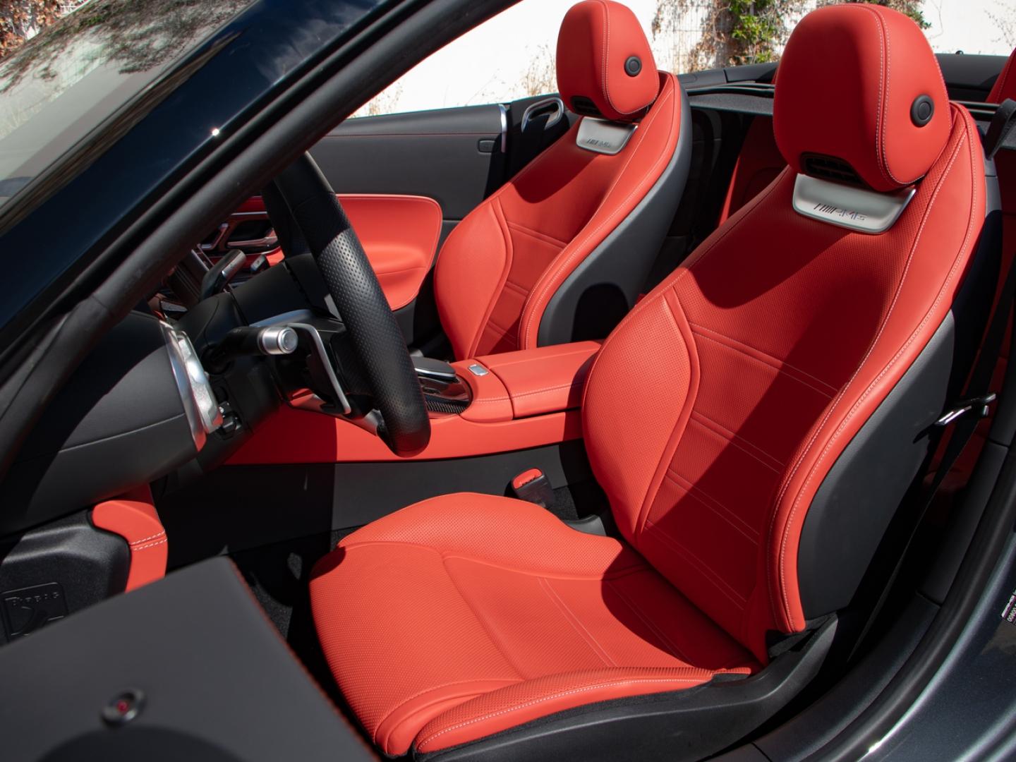 Image MERCEDES-BENZ Classe SL 63 AMG 585ch 4Matic+ 9G Speedshift MCT AMG