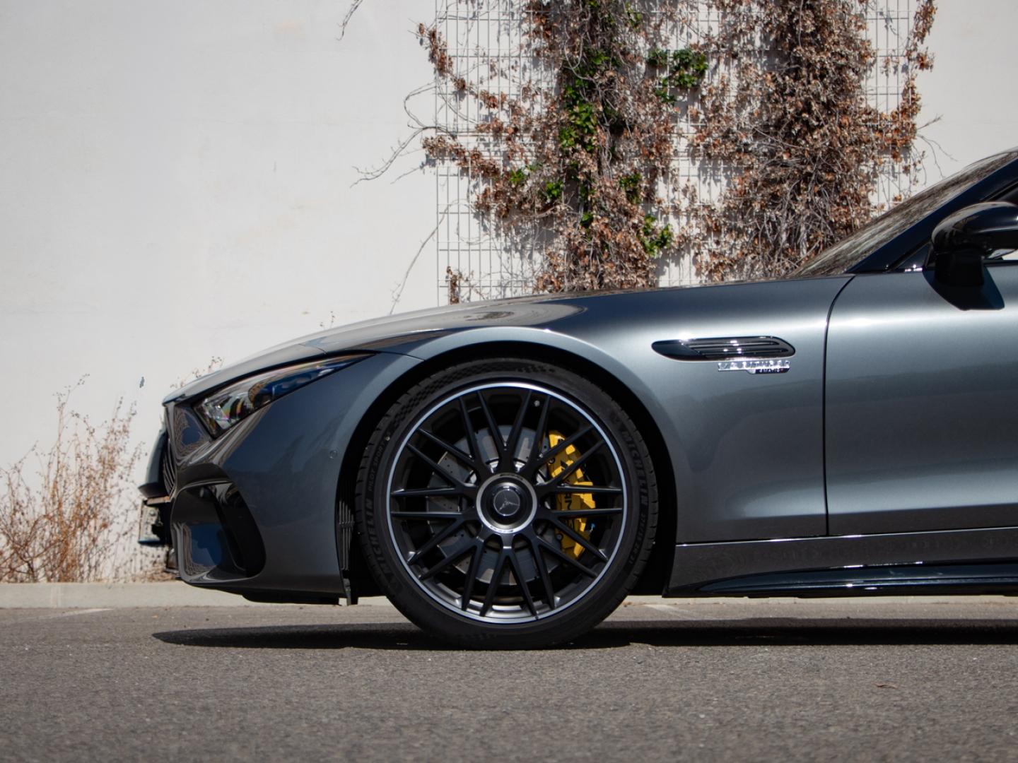 Image MERCEDES-BENZ Classe SL 63 AMG 585ch 4Matic+ 9G Speedshift MCT AMG