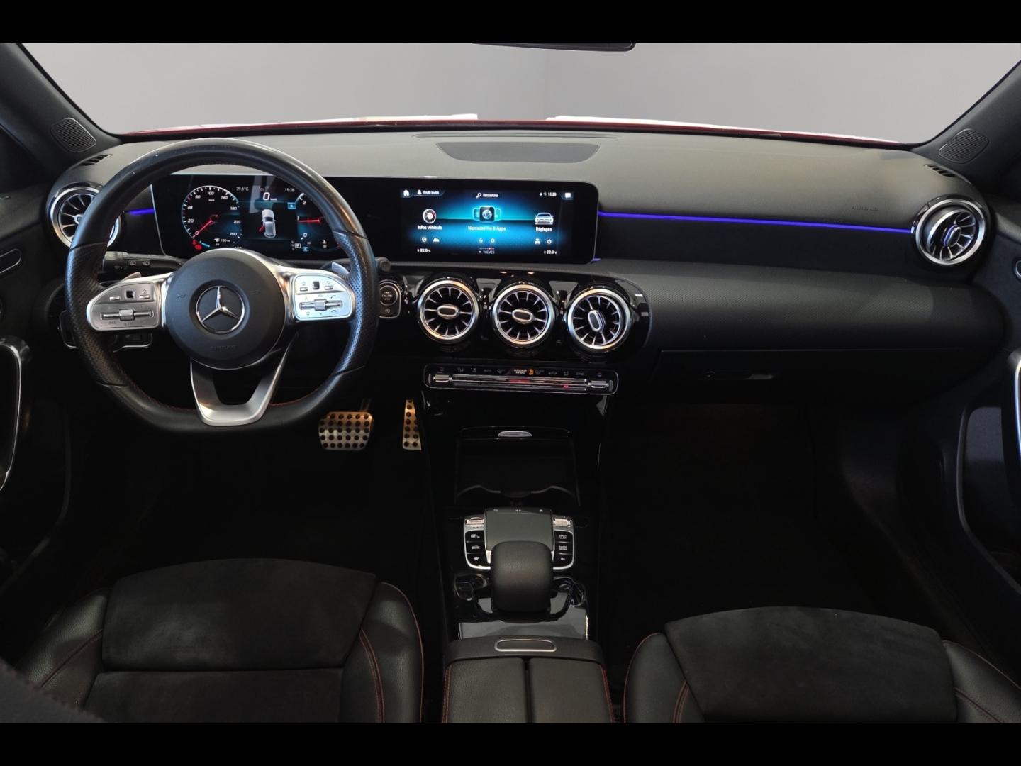 Image MERCEDES-BENZ Classe A 180 d 116ch AMG Line 7G-DCT