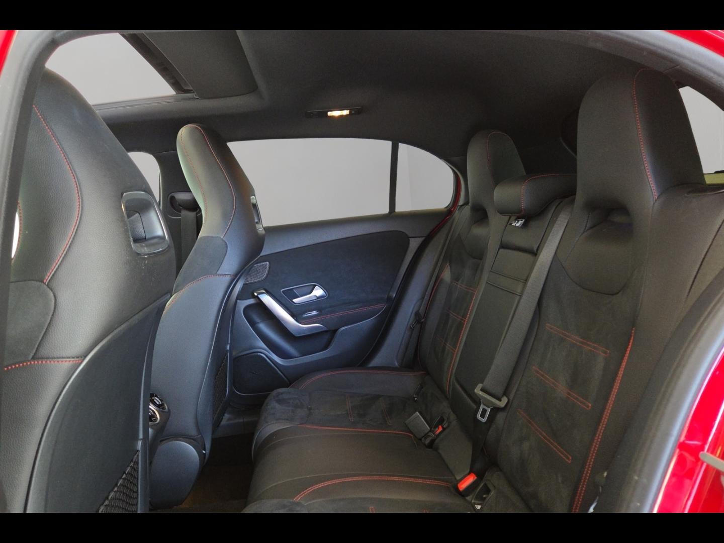 Image MERCEDES-BENZ Classe A 180 d 116ch AMG Line 7G-DCT