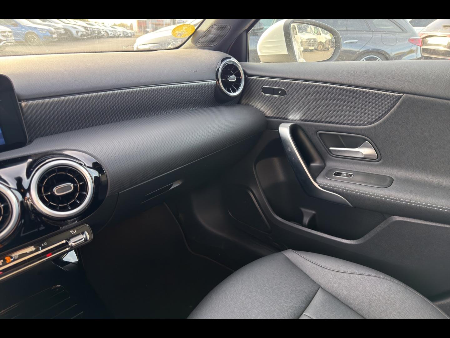 Image MERCEDES-BENZ Classe A 180 d 116ch Progressive Line 8G-DCT