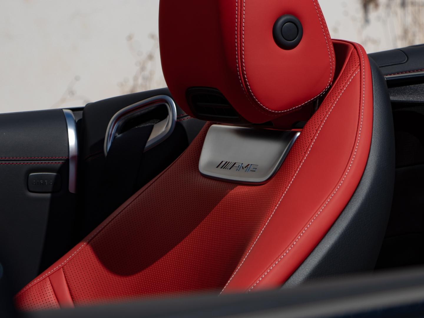 Image MERCEDES-BENZ Classe SL 63 AMG 585ch 4Matic+ 9G Speedshift MCT AMG