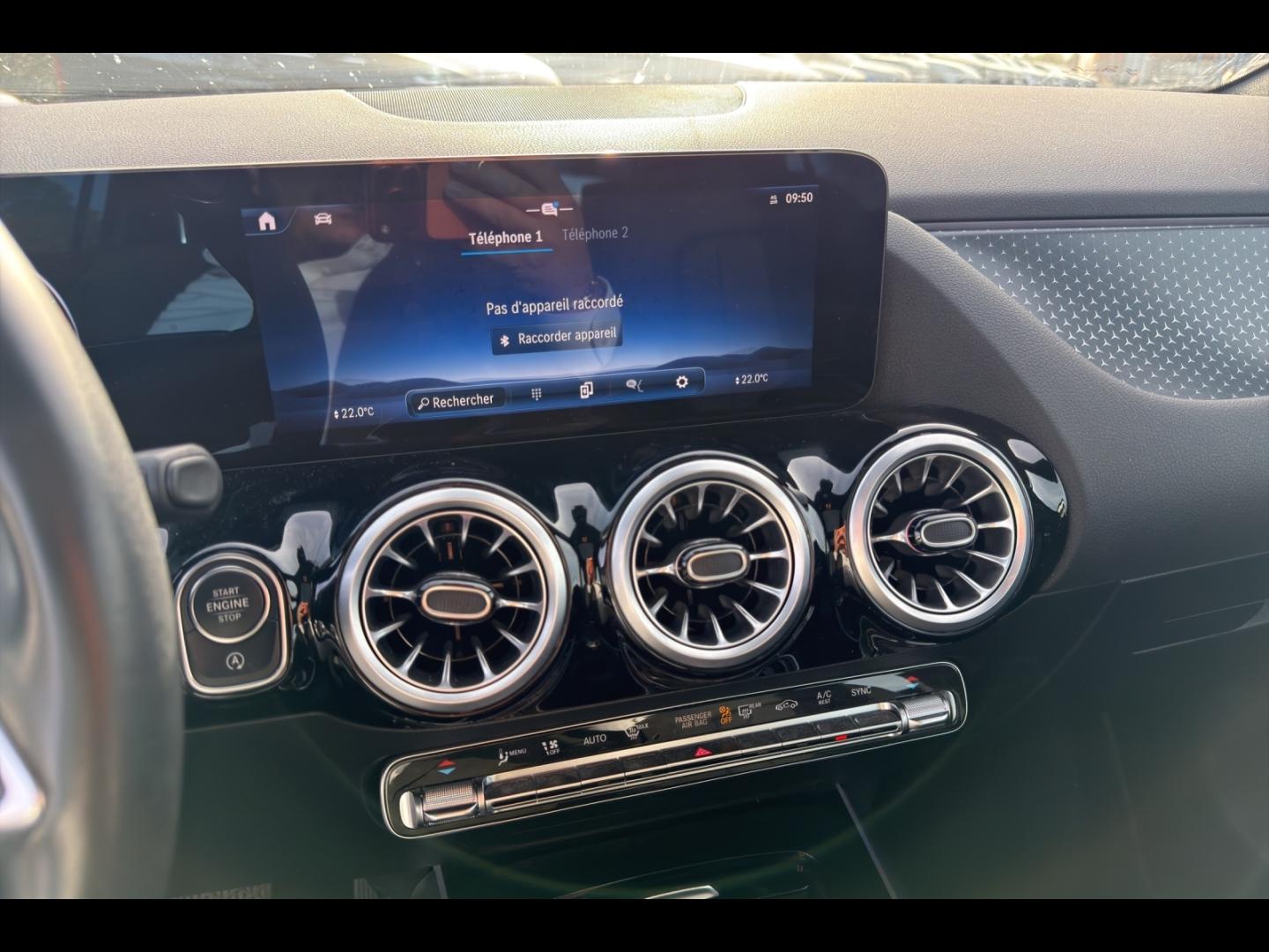 Image MERCEDES-BENZ GLA 200 d 150ch Business Line 8G-DCT
