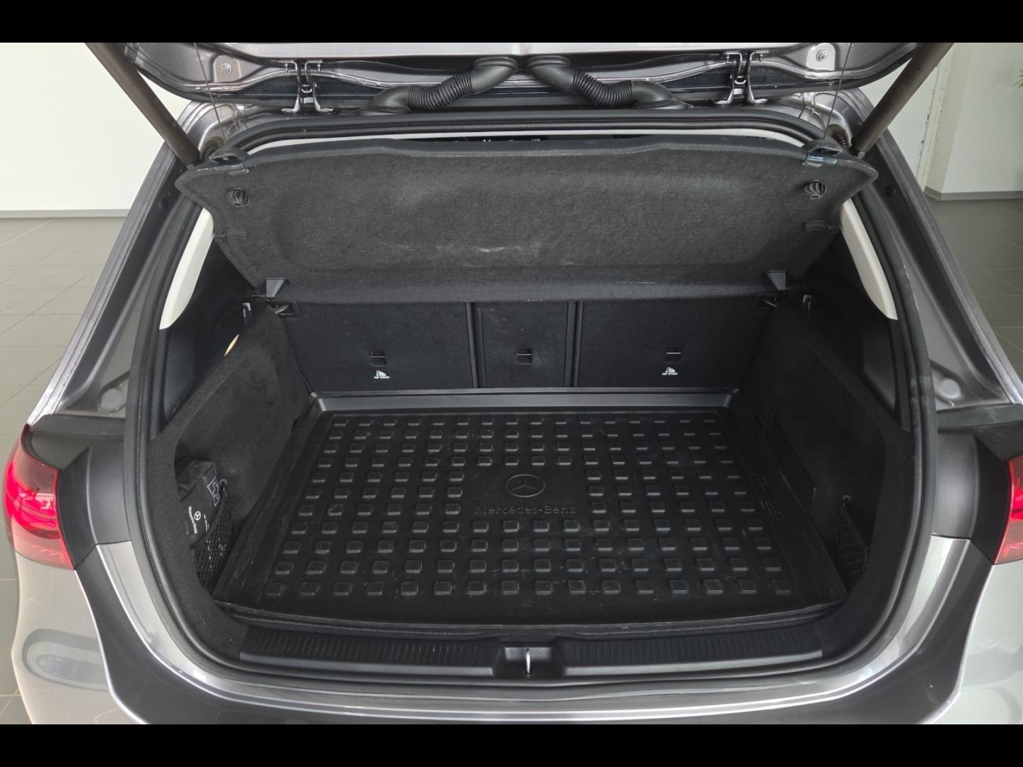 Image MERCEDES-BENZ Classe B 180d 116ch Business Line 8G-DCT