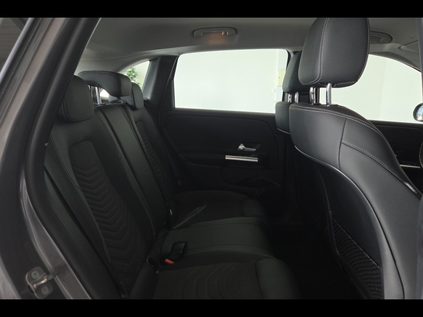 Image MERCEDES-BENZ Classe B 180d 116ch Business Line 8G-DCT