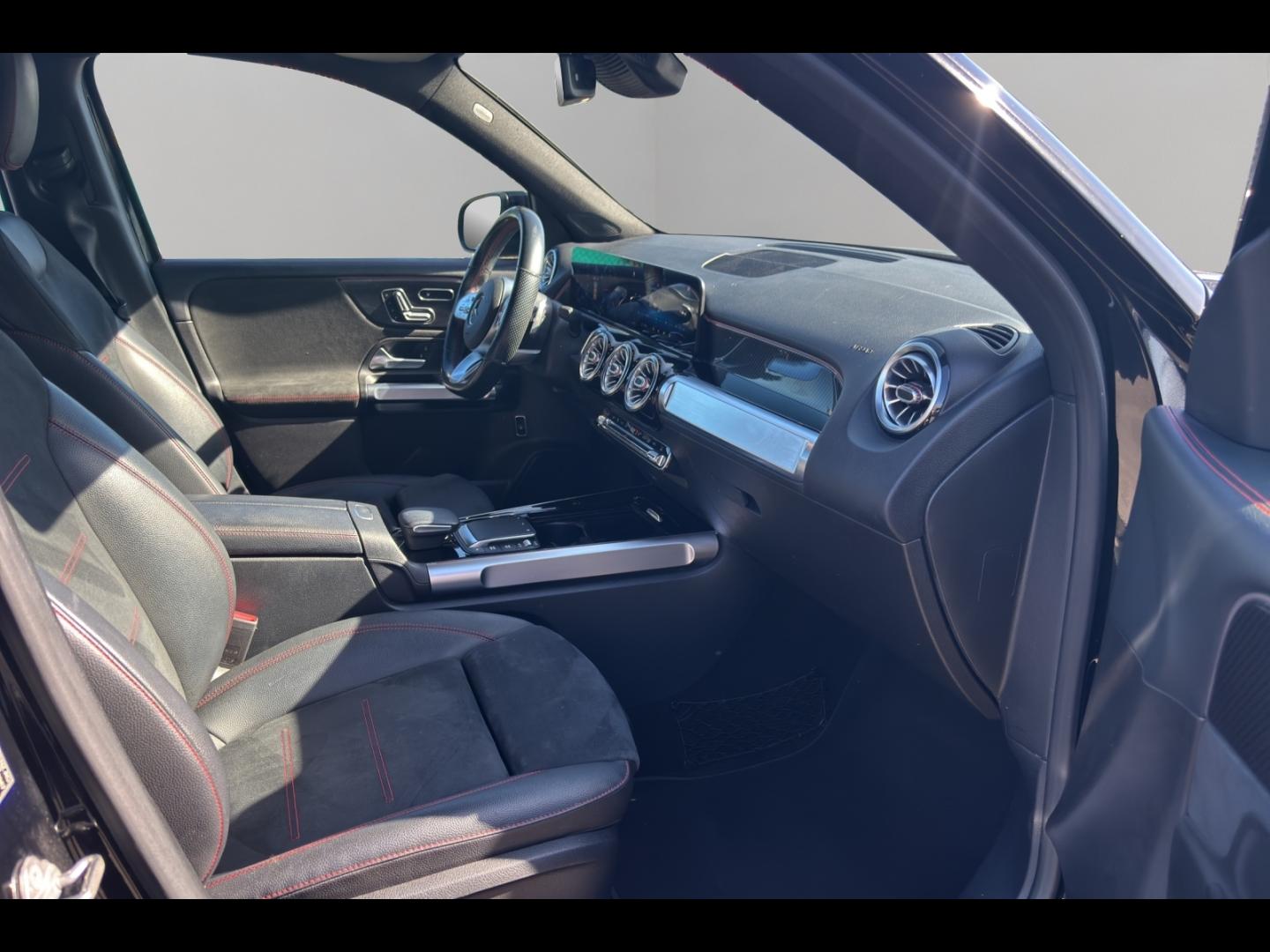 Image MERCEDES-BENZ GLB 200d 150ch AMG Line 8G DCT