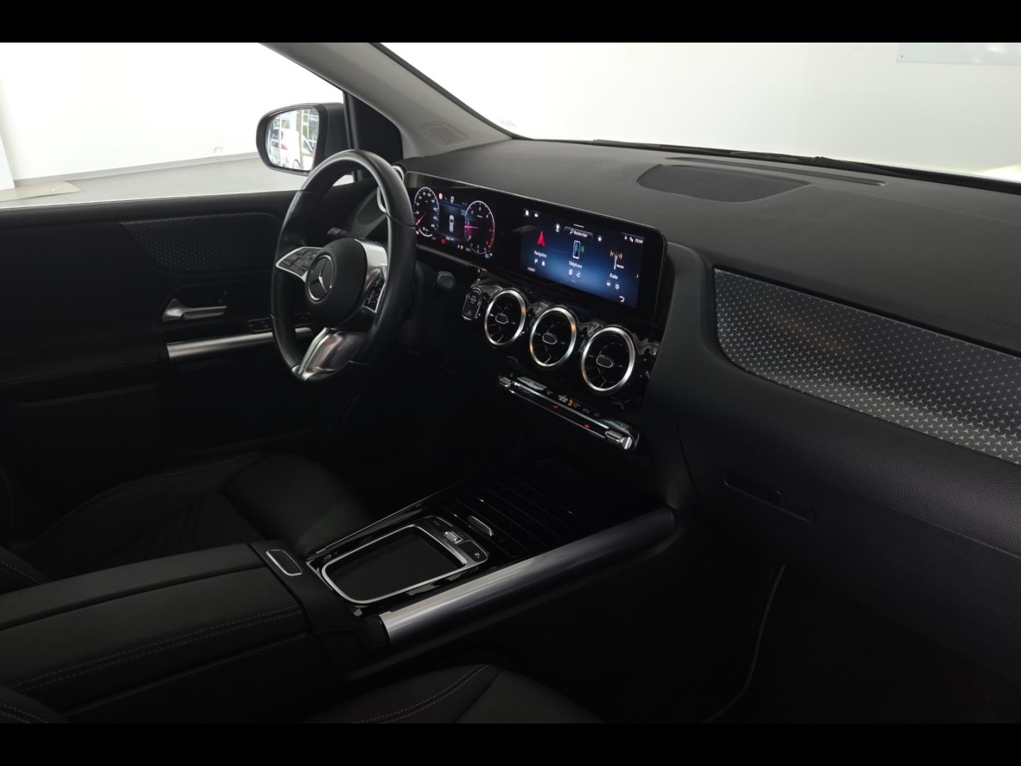 Image MERCEDES-BENZ Classe B 180d 116ch Business Line 8G-DCT