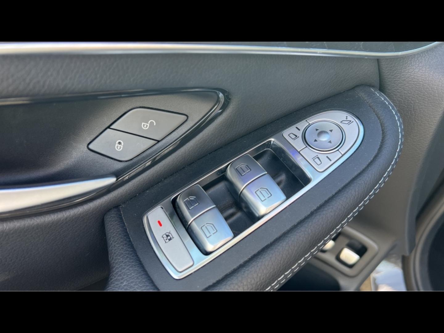 Image MERCEDES-BENZ GLC 300 e 211+122ch AMG Line 4Matic 9G-Tronic Euro6d-T-EVAP-ISC