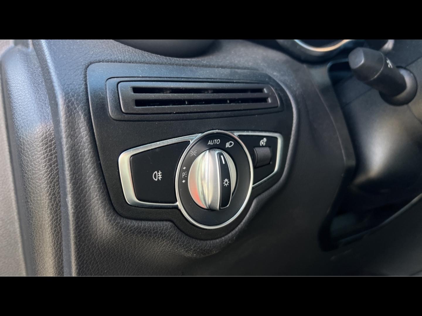 Image MERCEDES-BENZ GLC 300 e 211+122ch AMG Line 4Matic 9G-Tronic Euro6d-T-EVAP-ISC