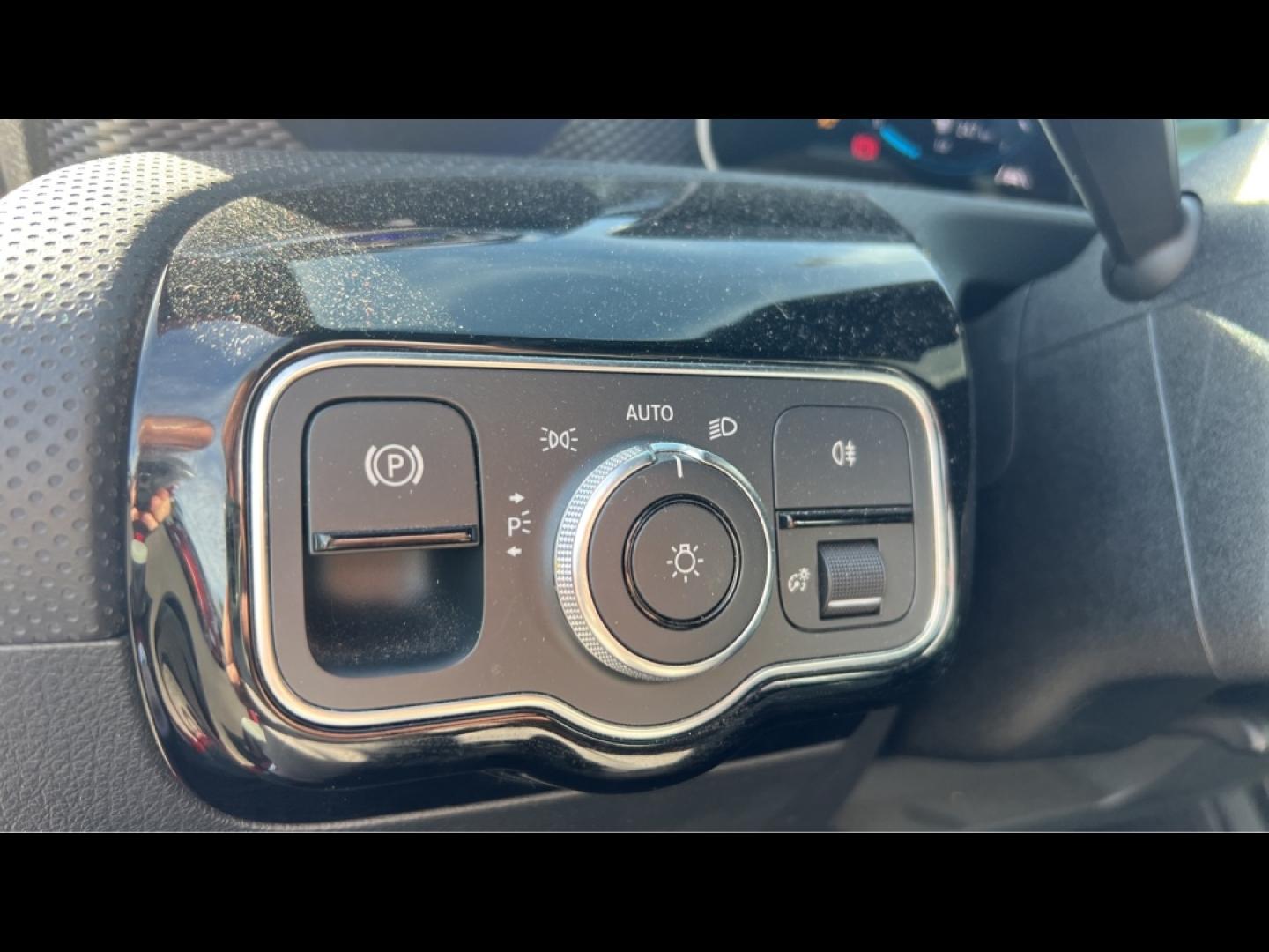 Image MERCEDES-BENZ Classe A 200 163ch AMG Line 7G-DCT