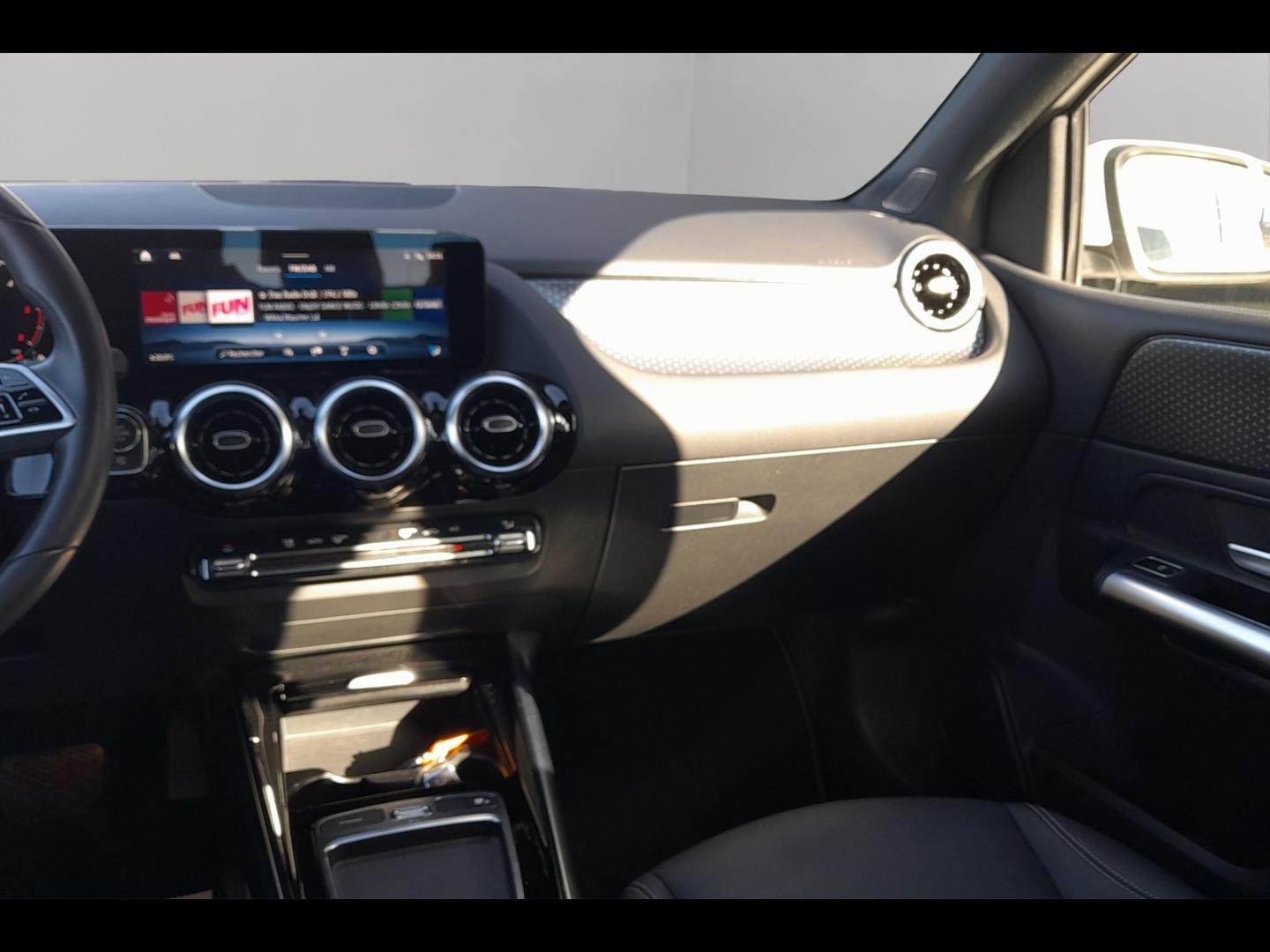 Image MERCEDES-BENZ Classe B 180d 116ch Progressive Line 8G-DCT