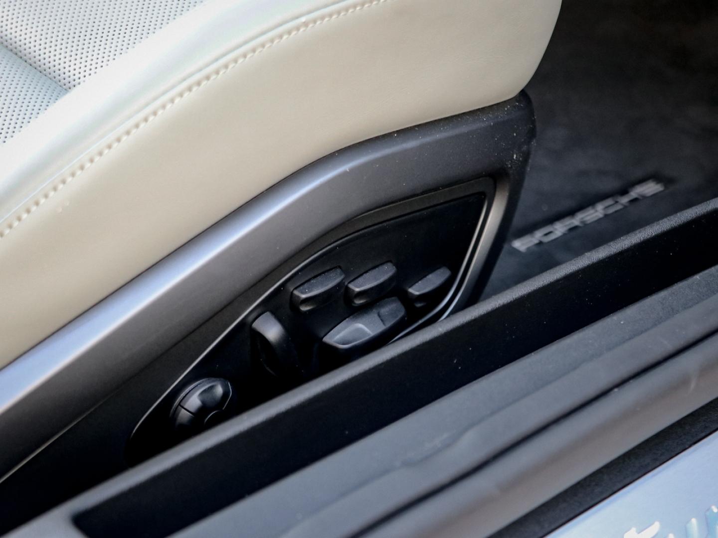 Image PORSCHE 911 Coupe 3.7 650ch Turbo S PDK